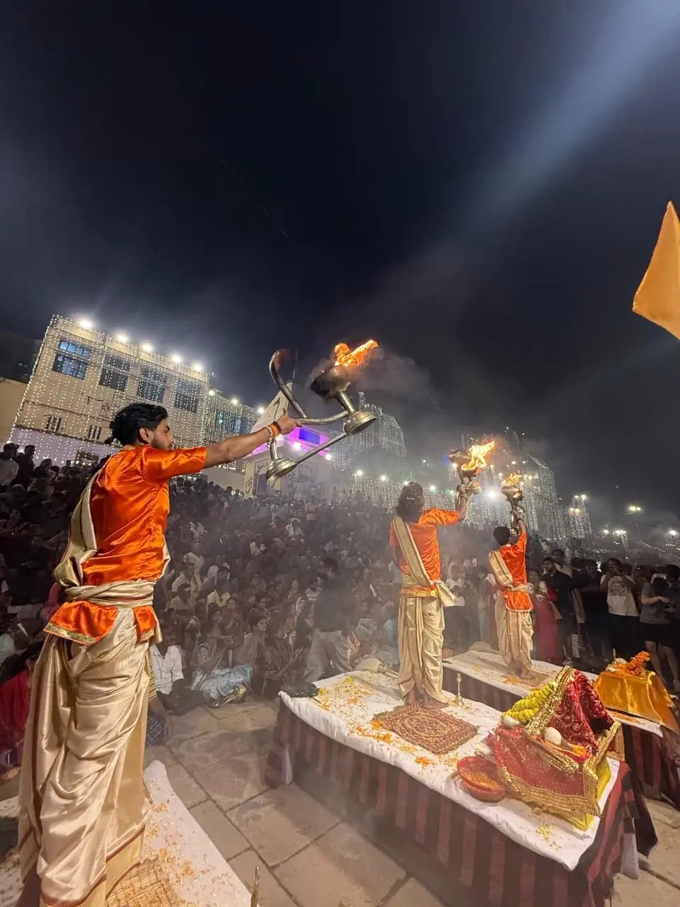 Ganga Aarti Hindu ritual Banaras