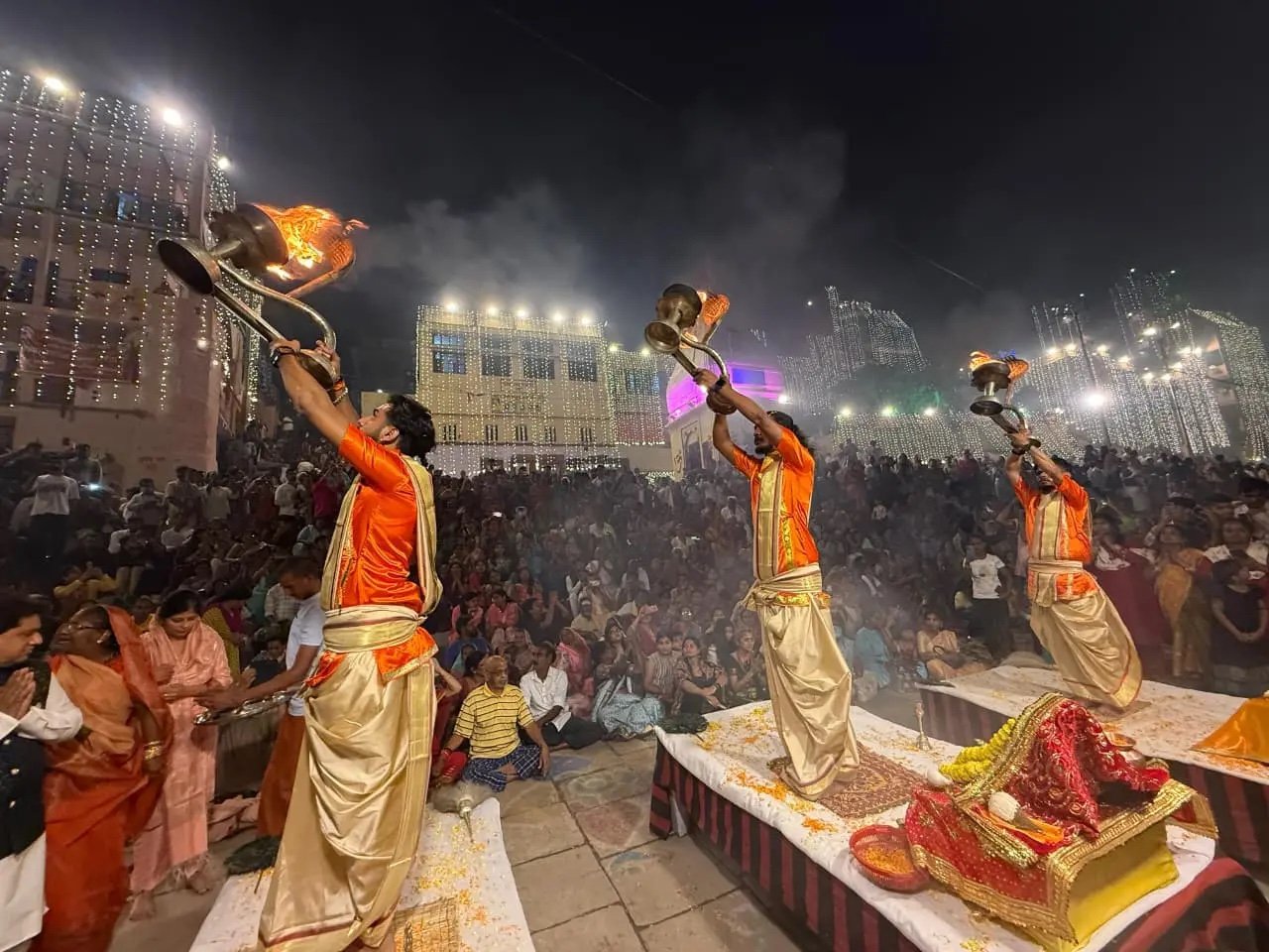 Experienced Pandit for Ganga Aarti